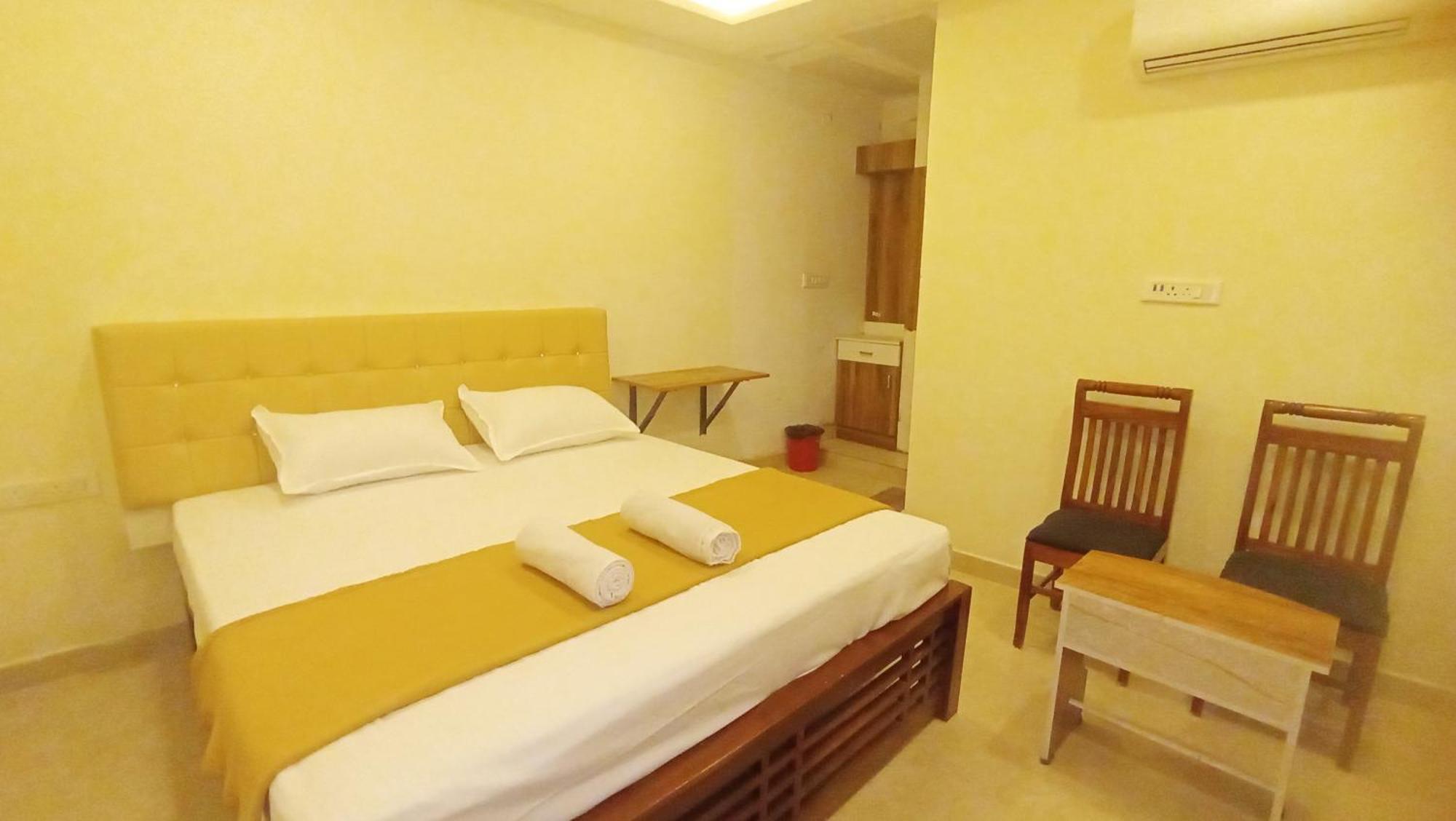 Mahadeepam Residency Villa Tiruvannāmalai Екстериор снимка