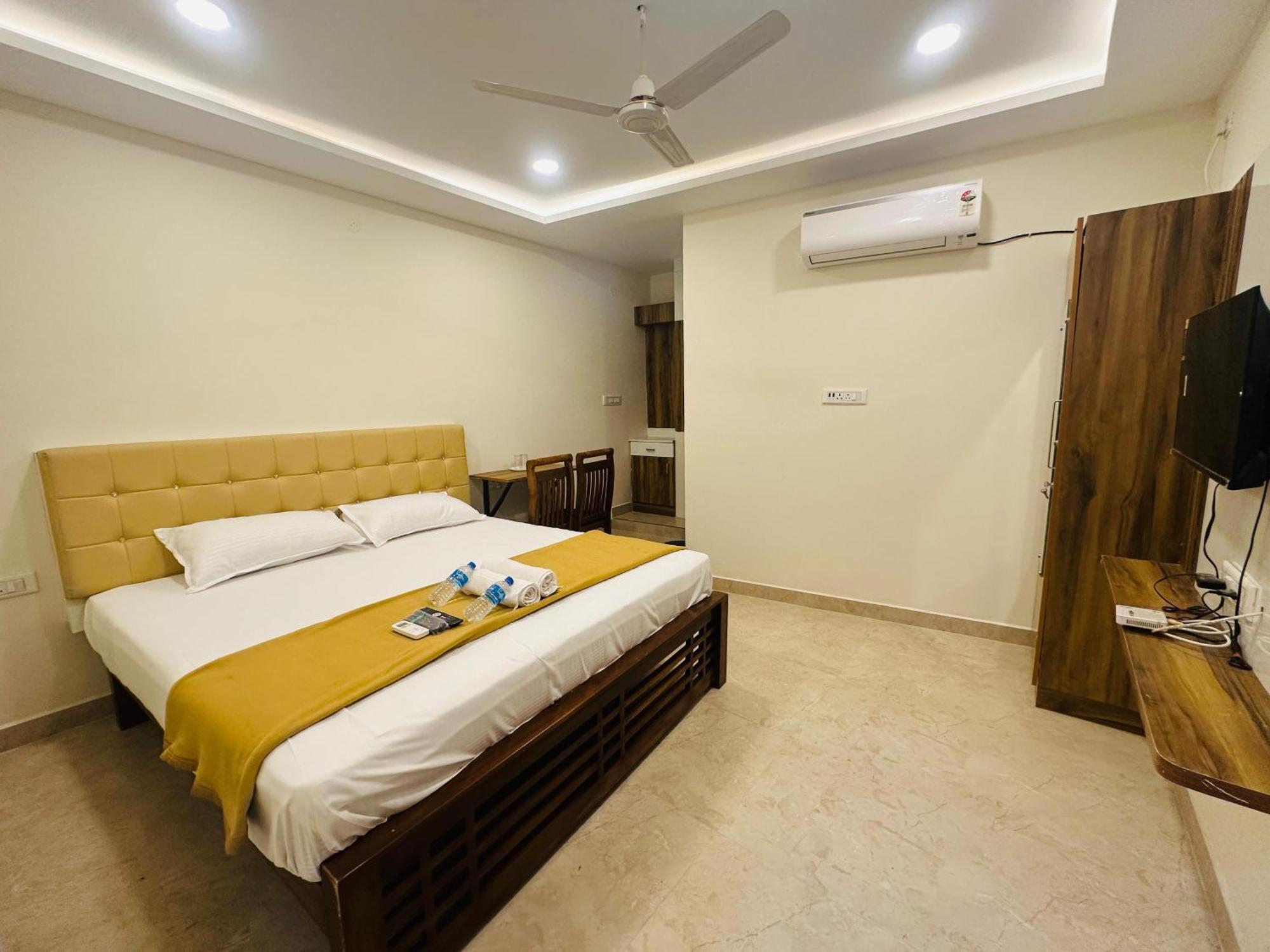 Mahadeepam Residency Villa Tiruvannāmalai Екстериор снимка
