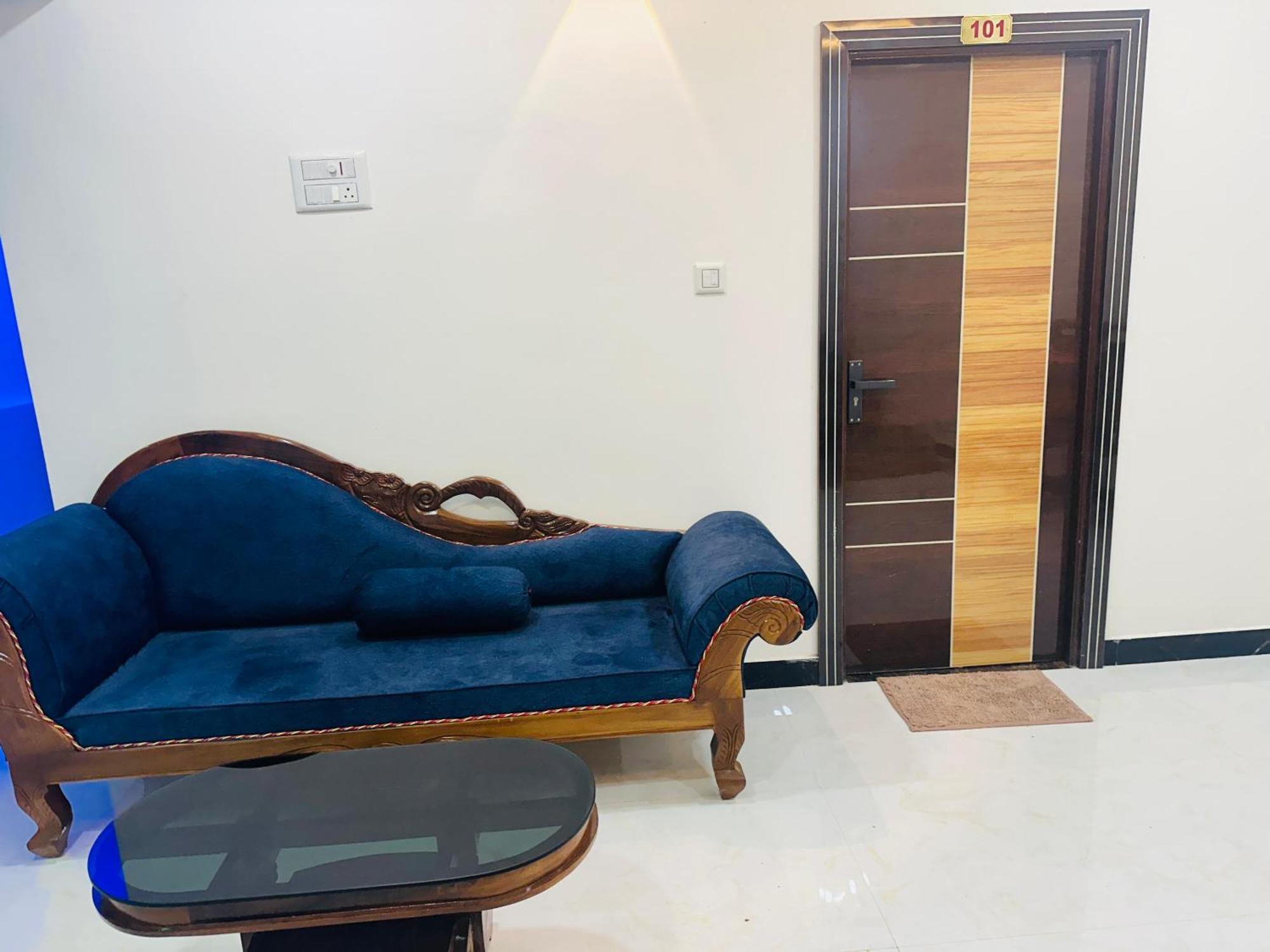 Mahadeepam Residency Villa Tiruvannāmalai Екстериор снимка