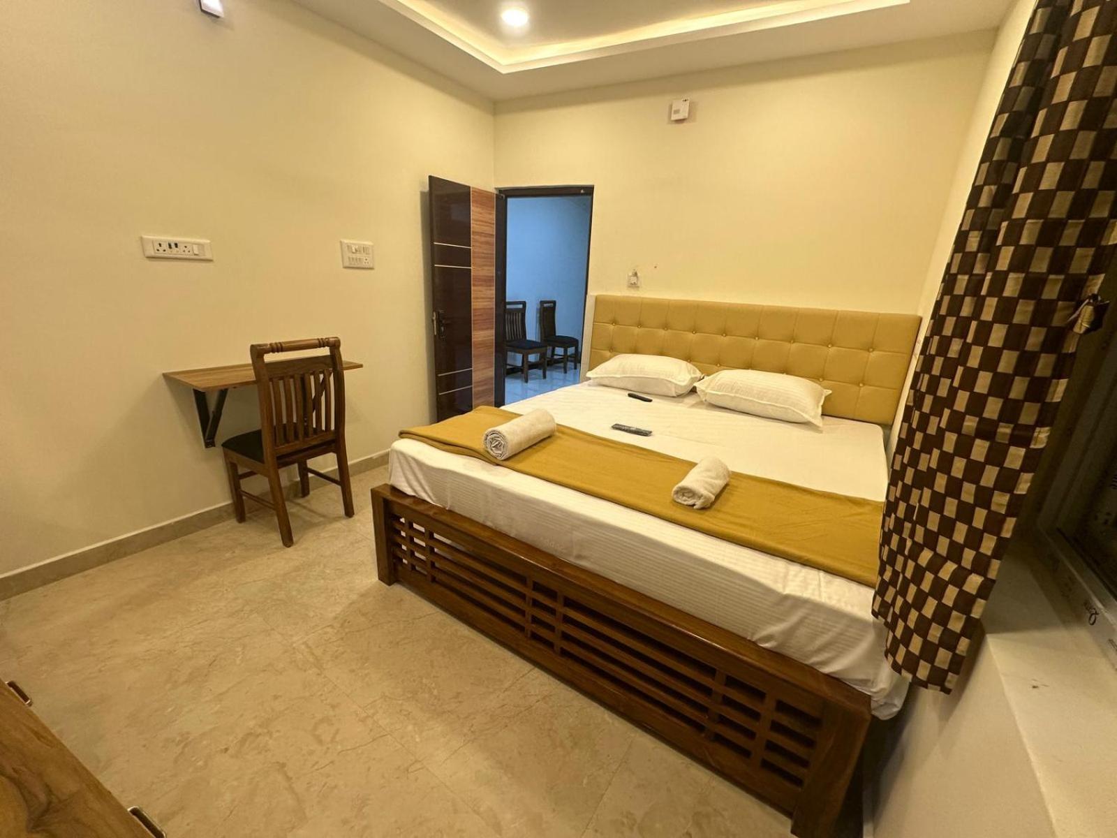Mahadeepam Residency Villa Tiruvannāmalai Екстериор снимка